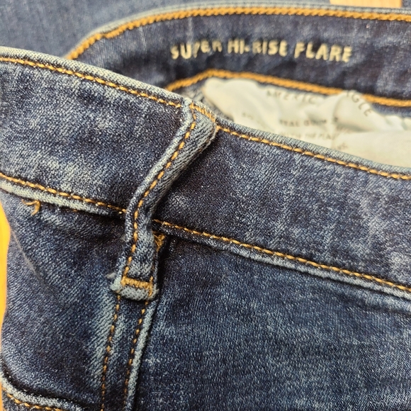 American Eagle Super Hi Rise Flare Size 2 Jeans - Picture 5 of 6
